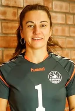 Yvonne Mroz