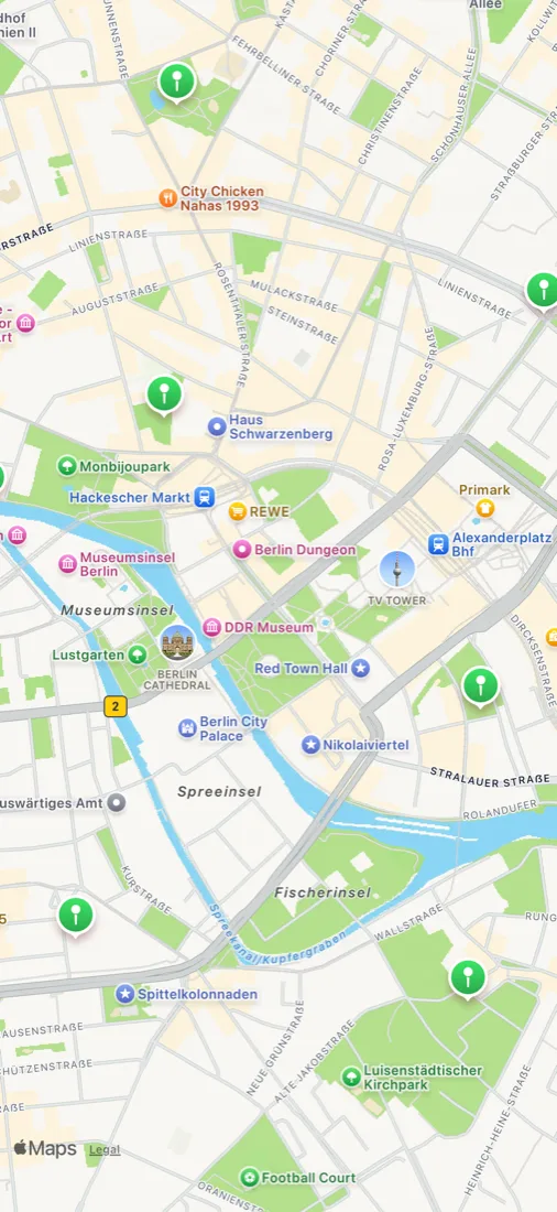 Orte, Karten und Feldverfügbarkeit